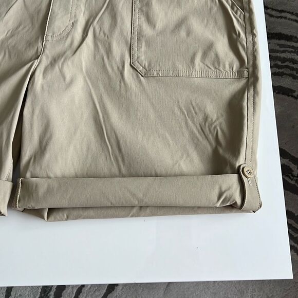 NWT Eddie Bauer Bermuda Short Rolled Hem Tan - Picture 6 of 12